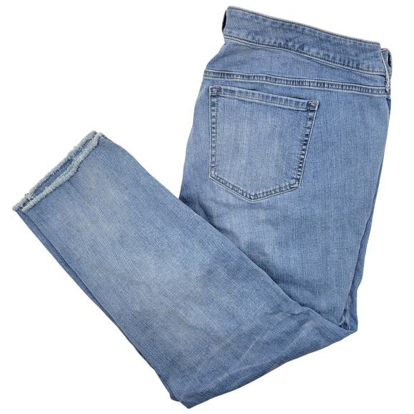 Torrid Jeans Women's 22 Light Blue High Rise Crop Boyfriend Distressed Stretch - Picture 1 of 8